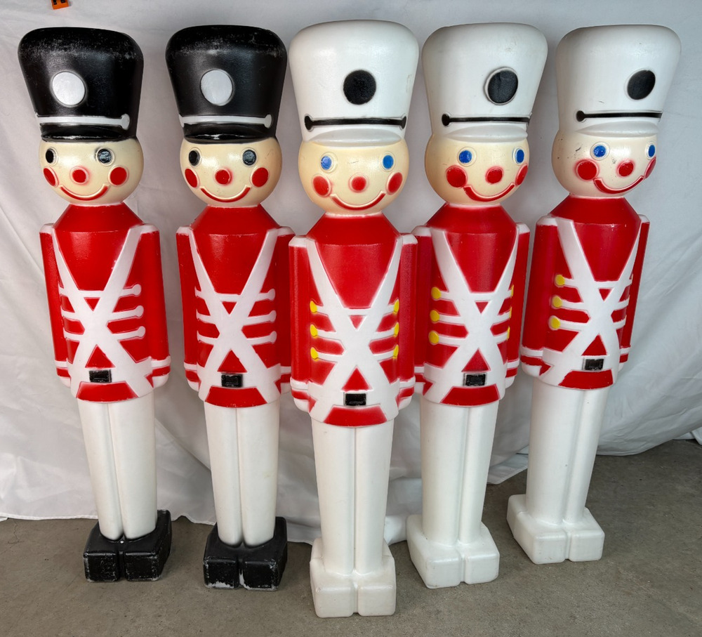 Union Products Toy Soldier Blow Mold Lot Of 5 1987 Black & White Used